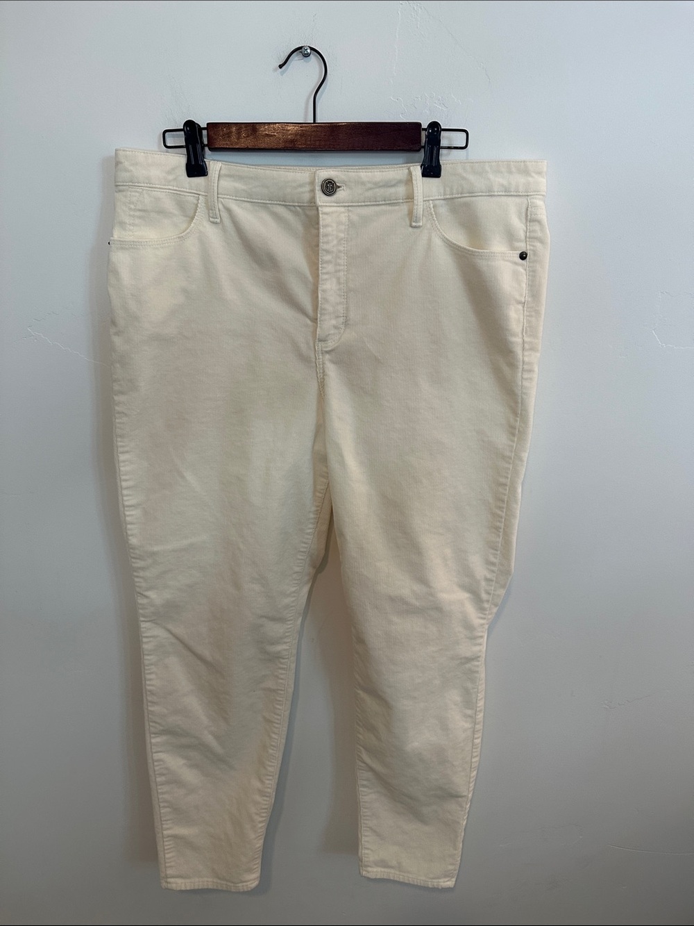 Talbots Cream Corduroy Jegging Size 14